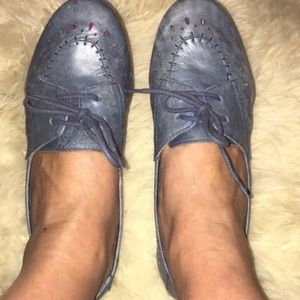 Ladies dusty blue Born lace-up Oxford shoes